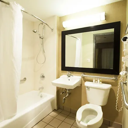 Hudson River Hotel