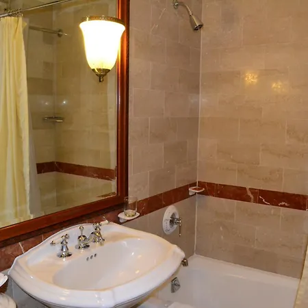 The Street Hotel 3*