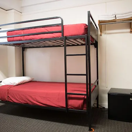 Flushing Ymca Hostel *