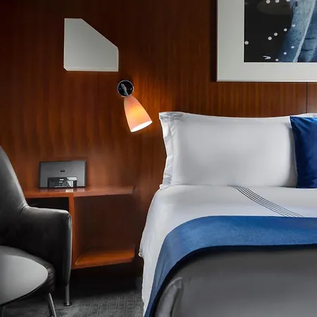 Hotel 6 Columbus Park 4*