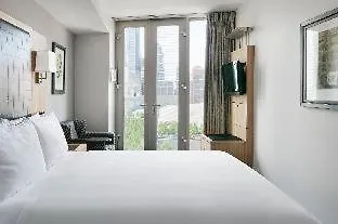 Hotel Club Quarters World Trade Center, 4*