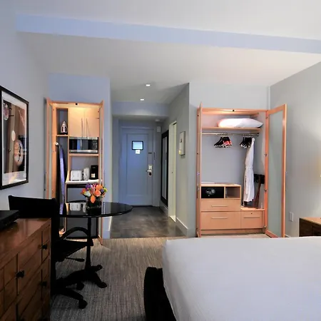 Aparthotel Lombardy New York