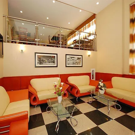 Western Plaza 3*