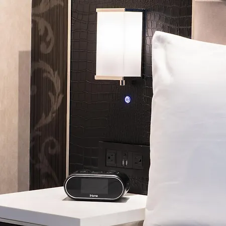 Aliz Times Square Hotel