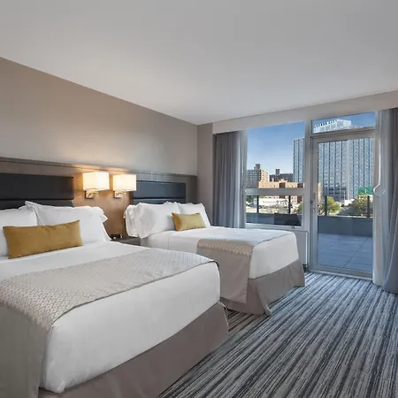 Hotel Wyndham Garden Laguardia South New York
