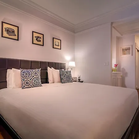 Hotel Avalon