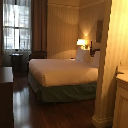 Hotel Avalon