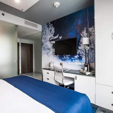 Wyndham Garden Brooklyn Sunset Park 4*