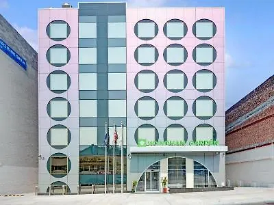 Wyndham Garden Brooklyn Sunset Park Hotel 4*