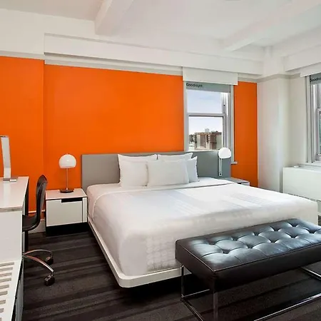 ROW NYC 4*