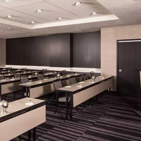 Hotel Courtyard By Marriott Manhattan/central Park New York