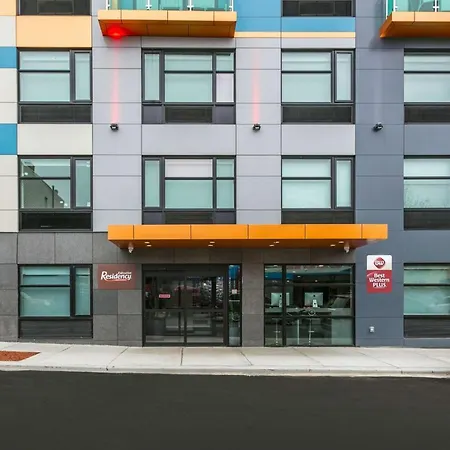 Western Executive Residency Bronx 3*
