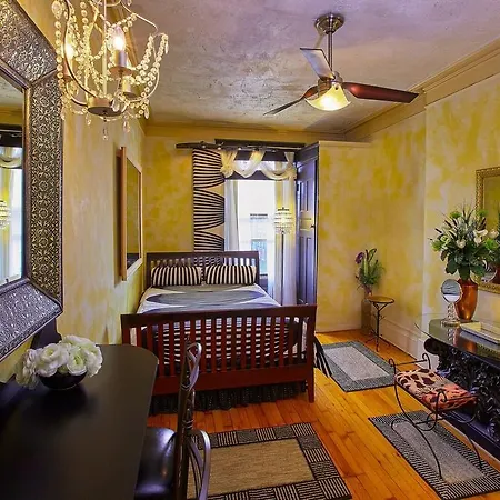 The International Cozy Hotel 3*