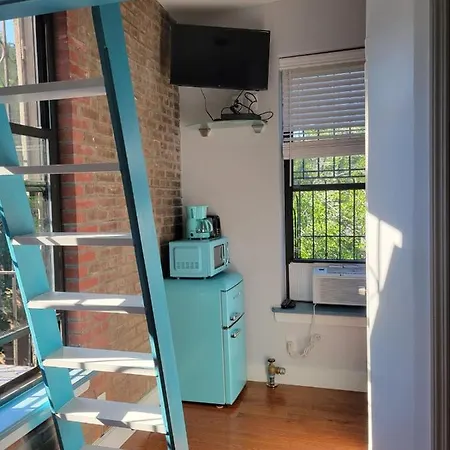 Harlem Apartment