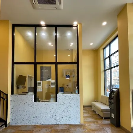 Super 8 By Wyndham Brooklyn Williamsburg 2*