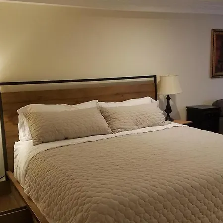 Apartment 1118-quality Cribs Duplex *