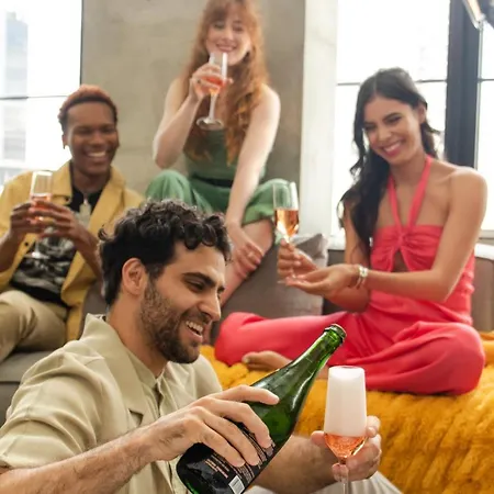 Hotel Moxy Nyc Chelsea New York