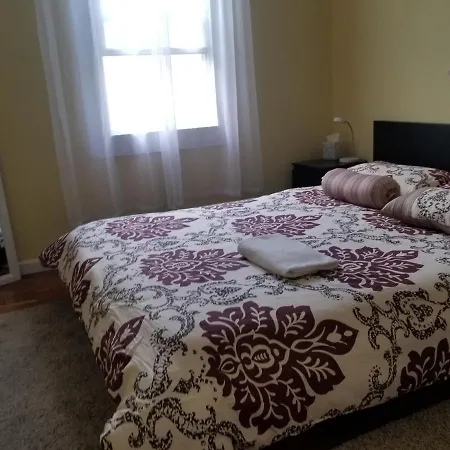 Maspeth House Homestay