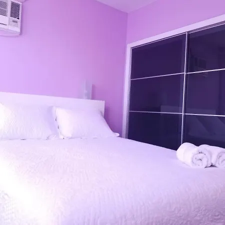 Maspeth House Homestay *