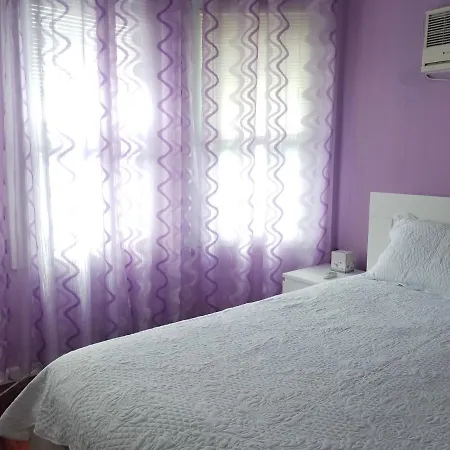 Homestay Maspeth House