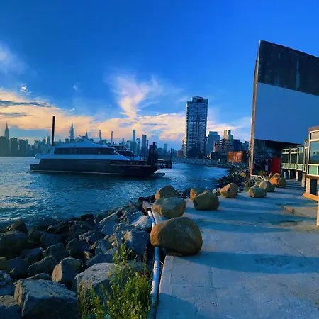 Nyc Glamping Holiday home *