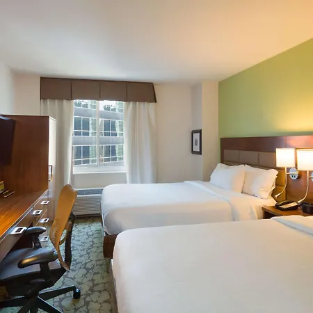 Hilton Garden Manhattan Midtown East