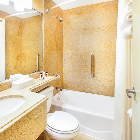 Quality Jfk Airport Rockaway Blvd Hotel New York