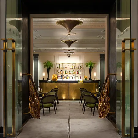 Hotel The Pierre, A Taj Hotel, New York