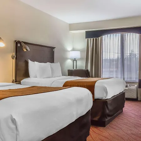 Comfort & Laguardia Airport Hotel 4*