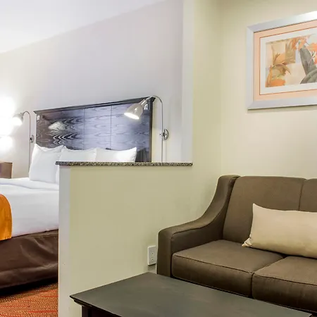 Comfort & Laguardia Airport Hotel New York