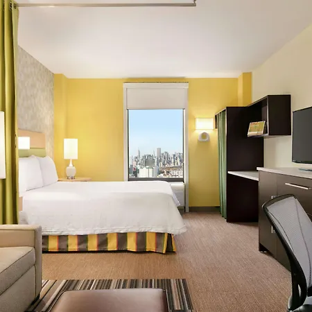 Home2 Long Island City/manhattan View Hotel 3*