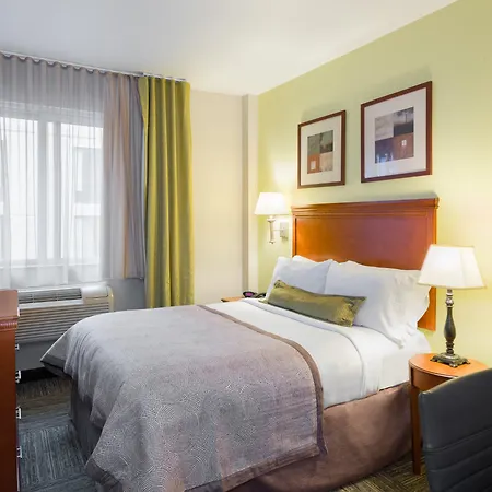 Candlewood Nyc -times Square By Ihg Hotel New York