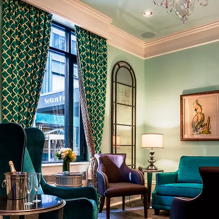 Seton Hotel 3*