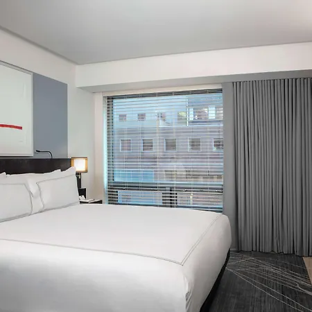 Conrad Downtown Hotel 5*