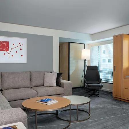 Conrad Downtown Hotel 5*
