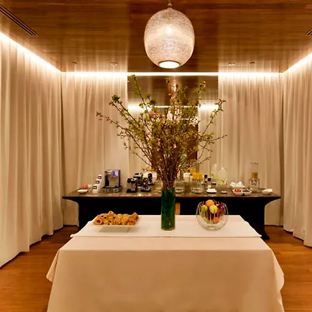 Cachet Boutique Nyc 4*