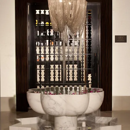 Hotel The Dominick 5*