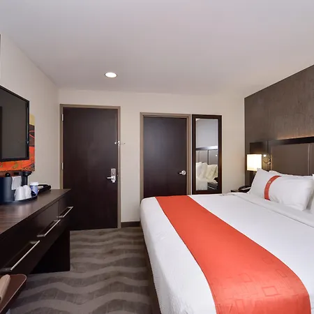 Hotel New York-jfk Airport Area, An Ihg