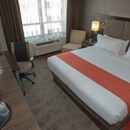 New York-jfk Airport Area, An Ihg 3* New York