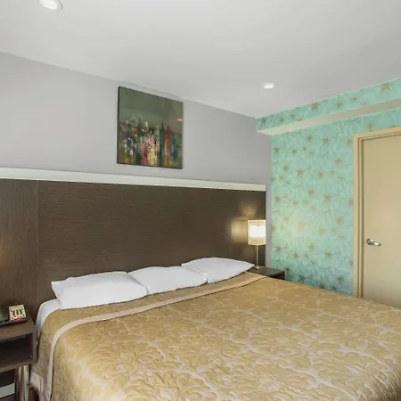 Super 8 By Wyndham Brooklyn / Park Slope Hotel New York