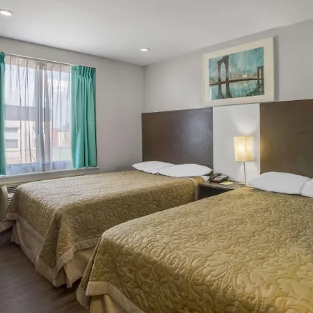 Hotel Super 8 By Wyndham Brooklyn / Park Slope New York