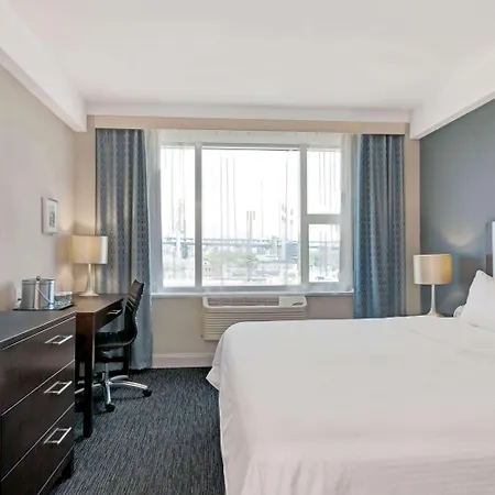 Wyndham Garden Long Island
