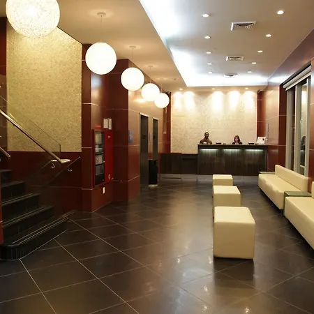 Wyndham Garden Long Island 3*