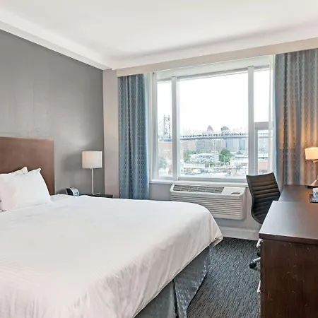Hotel Wyndham Garden Long Island