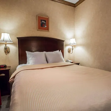 Clarion Park Avenue 2*