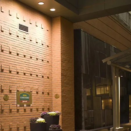 Courtyard By Marriott Times Square West Hotel