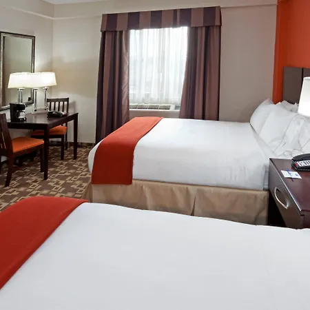 Hotel Express Maspeth By Ihg