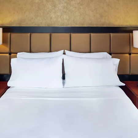 Millennium Broadway Times Square Hotel 4*
