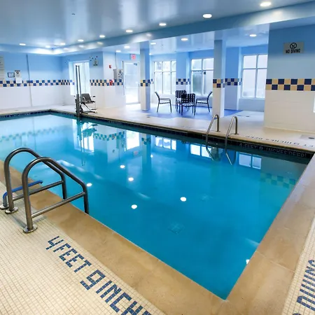 Hilton Garden New York/staten Island Hotel