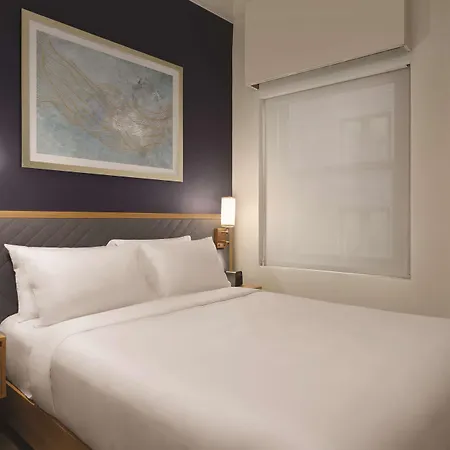 Radisson Street Hotel